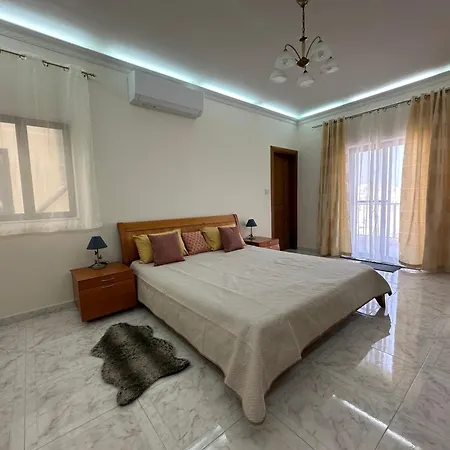 Apartament Spacious Airy Penthouse Near Bugibba Square *
