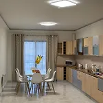 Spacious Airy Penthouse Near Bugibba Square Appartamento St. Paul's Bay