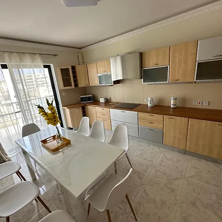 شقة Spacious Airy Penthouse Near Bugibba Square