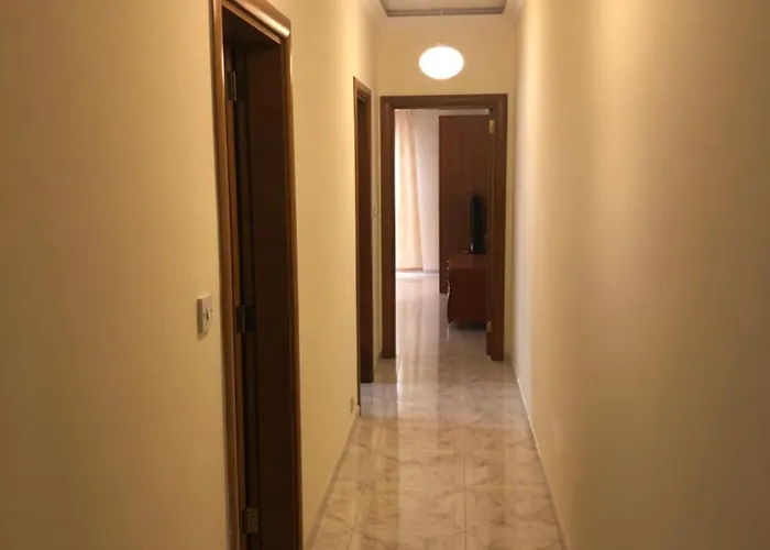 Spacious Airy Penthouse Near Bugibba Square *