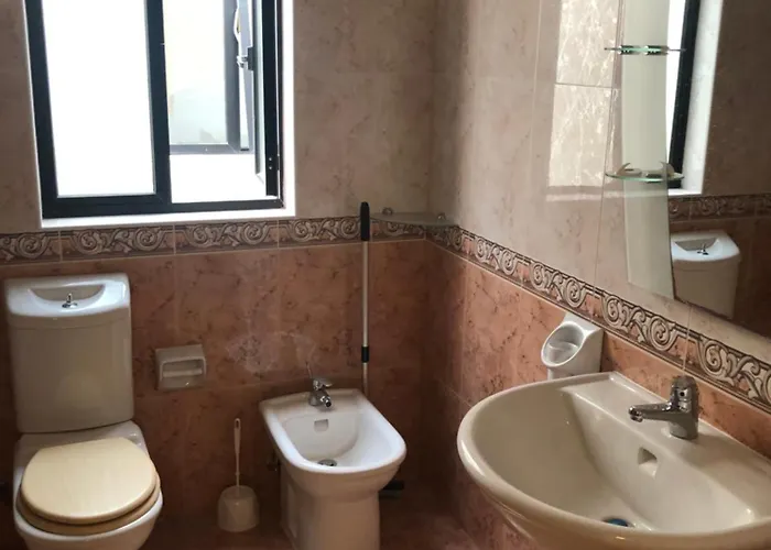 Spacious Airy Penthouse Near Bugibba Square Apartamento