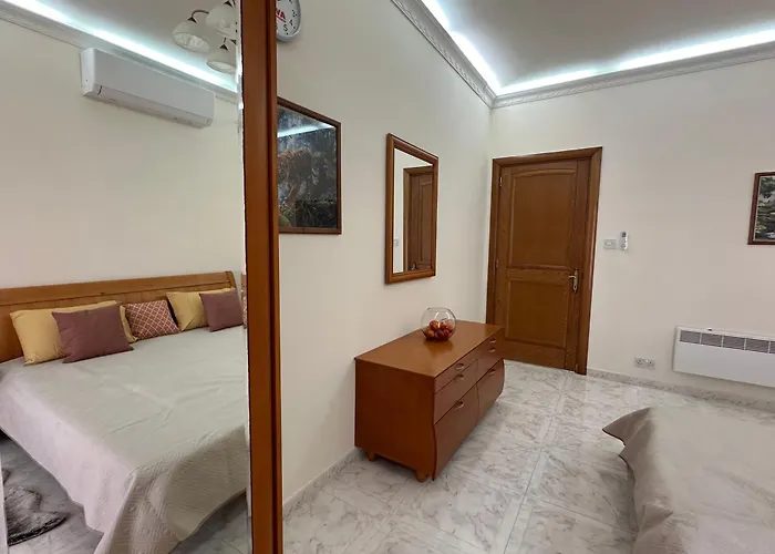 Spacious Airy Penthouse Near Bugibba Square * St Paul's Bay