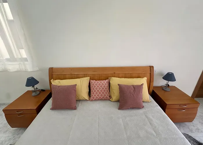 Spacious Airy Penthouse Near Bugibba Square * St. Paul's Bay