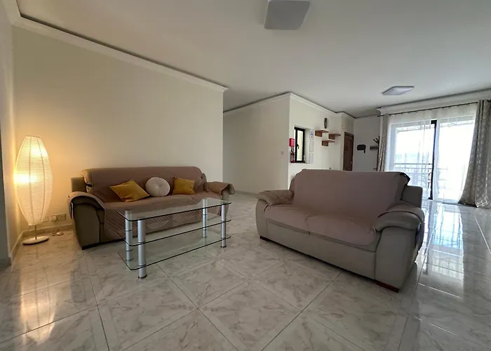 Spacious Airy Penthouse Near Bugibba Square St Paul's Bay